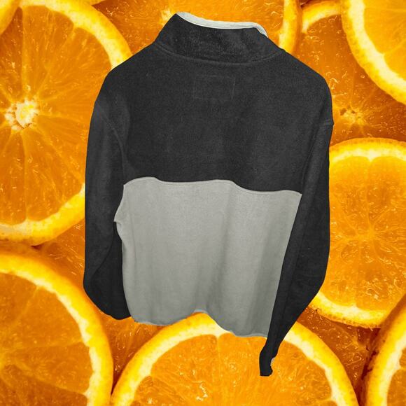 Southern Grit 1/4 Snap Gray and Black Fleece Shirt Size Large - Picture 4 of 6